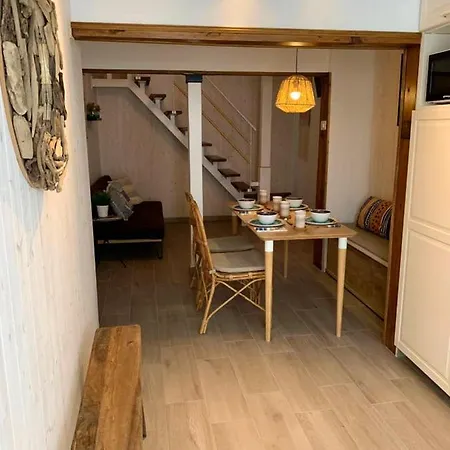 House With 2 Bedrooms In Punta Mujeres With Wifi Сasa de vacaciones *