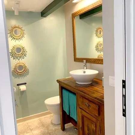 House With 2 Bedrooms In Punta Mujeres With Wifi Holiday home Haria